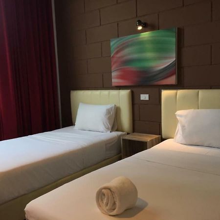 The Zell Hotel Buri Ram Eksteriør billede